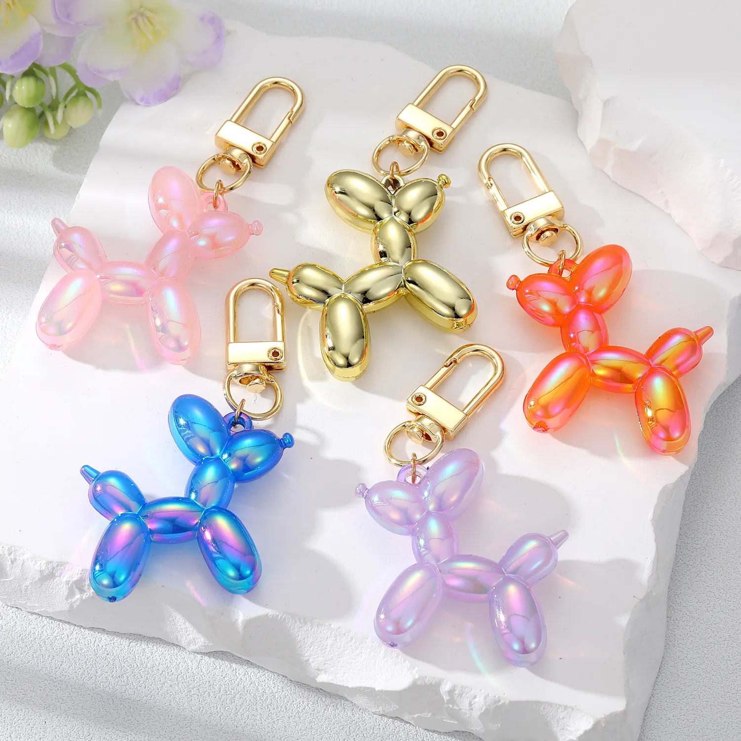 Creative Laser Plastic Harts Balloon Dog Keychain Pendant Fashion Cartoon Animal Bag Car Keychains smycken gåva i bulk 0425