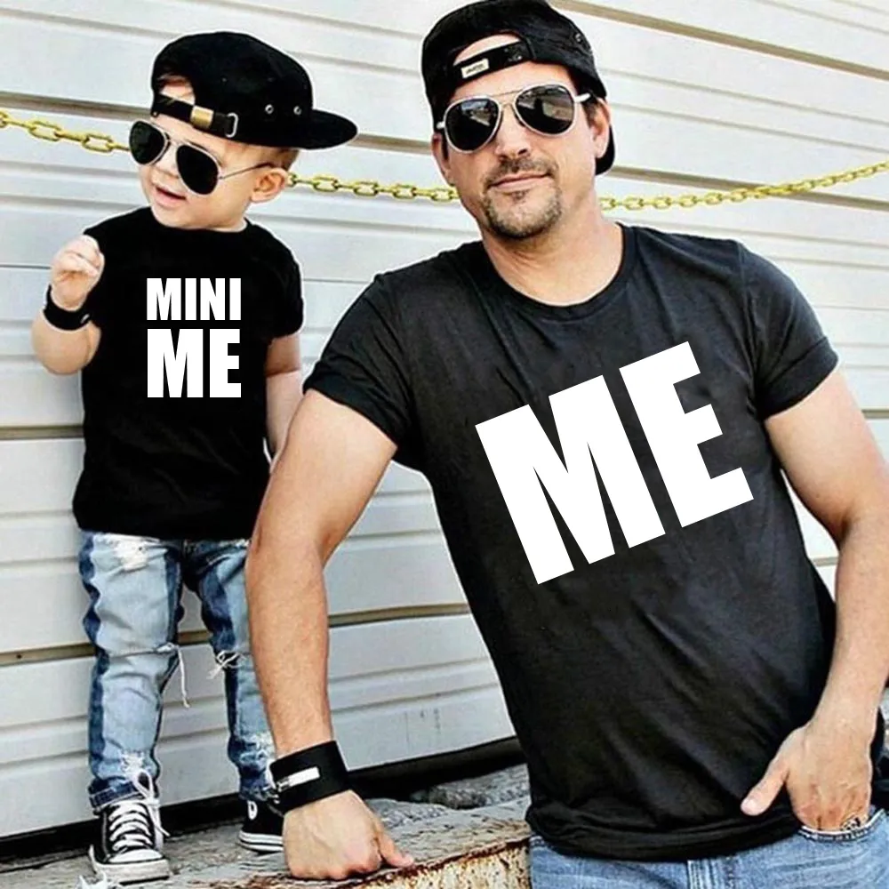 Trajes a juego para la familia ME y MINI me Camiseta con estampado pequeño Ropa Padre Hijo Niños papá Bebé niño Look camisetas 230518