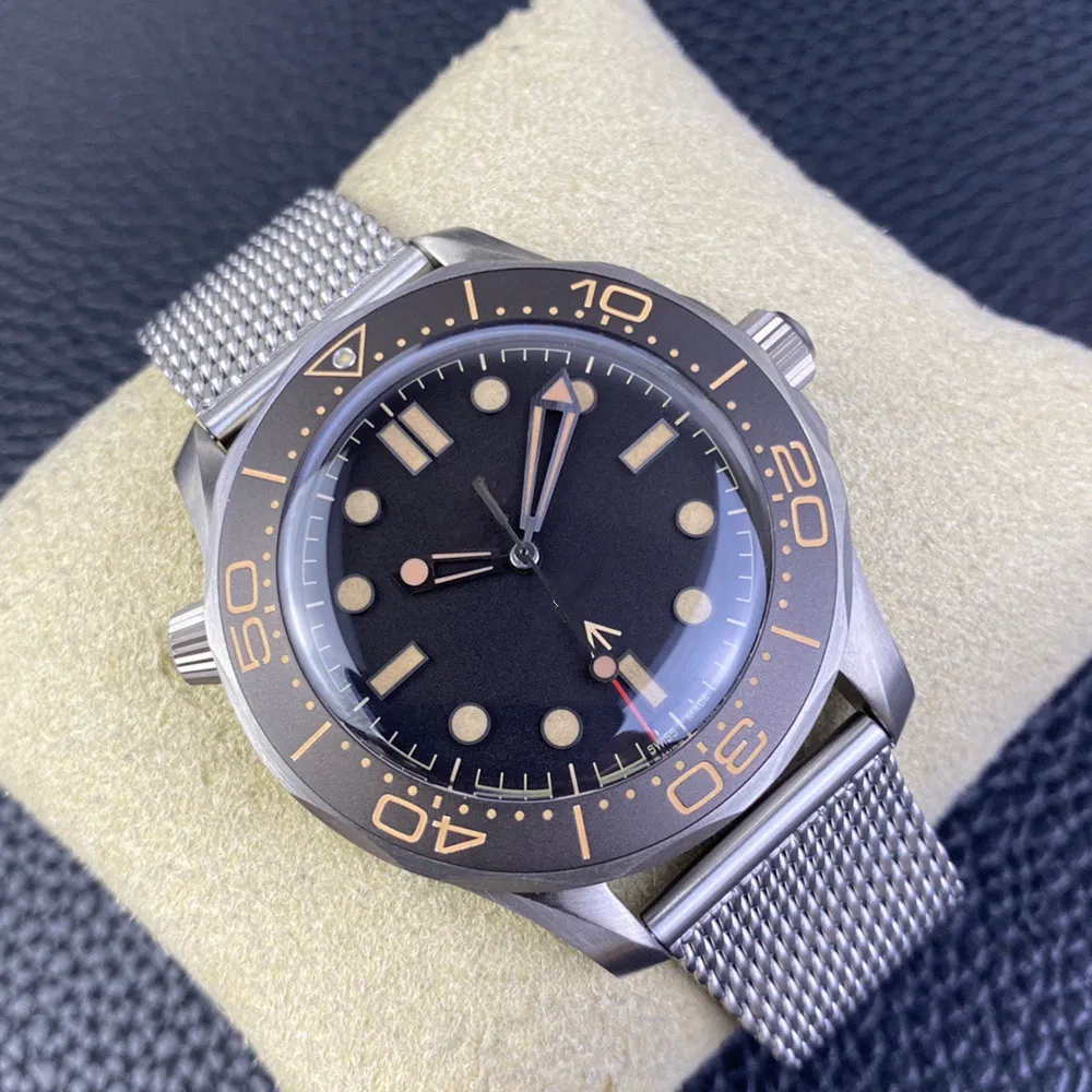 Rolex Omega Uhr Von James Bond James Bond Omega Seamaster 300