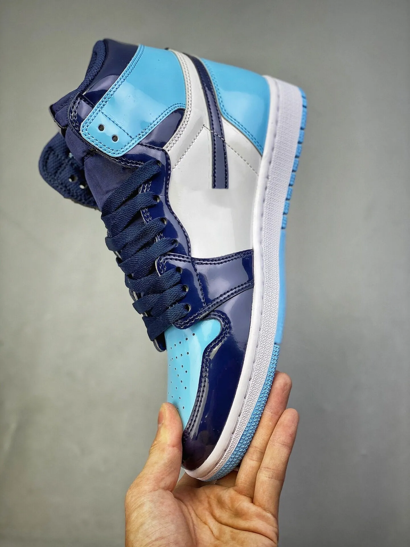 Jordan 1 obsidian blue cheap chill