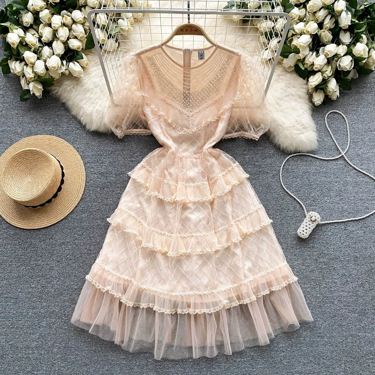 French Court Style Mesh Dress with Summer Embroidery Hook Flower Design, Unik och avancerad prinsessklänning