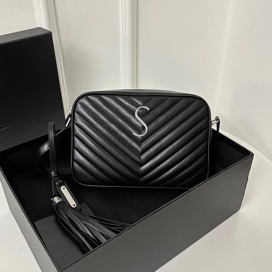 Dam LOU kosmetisk kameraväska Fyrkantig läderhandväska clutch tofuväska designer gym silverkedjor crossbody-väska mode Lyxig Axeltofs tote baguette Väskor