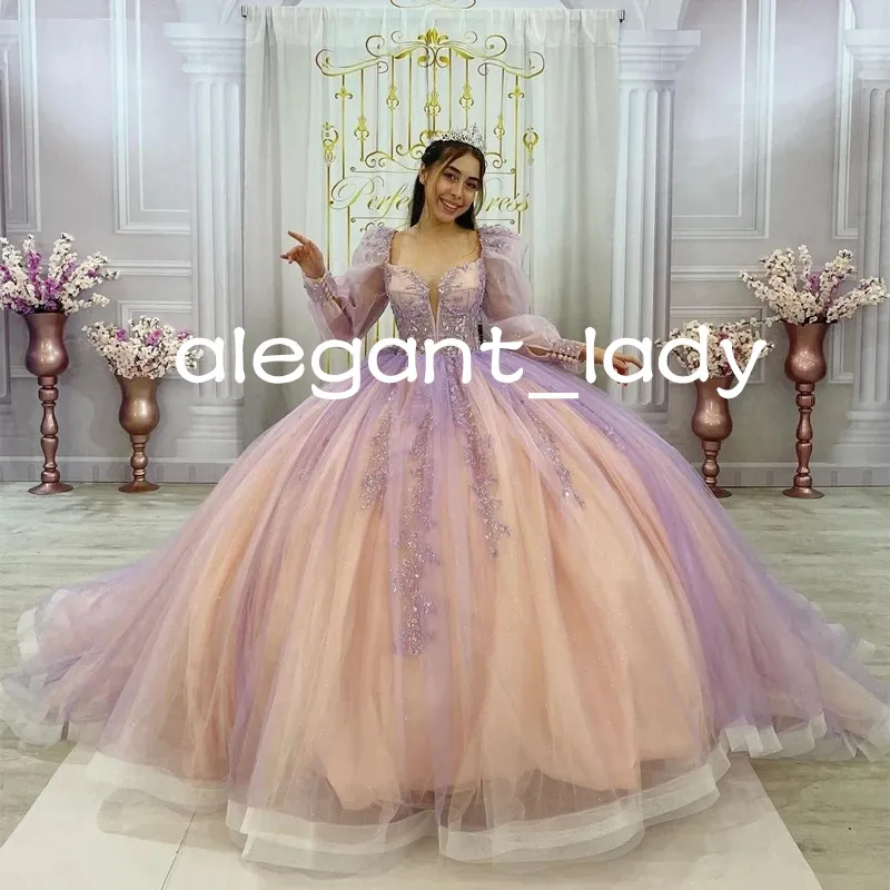 2023 Sweet 16 Lilac Quinceanera klänningar från axel långärmad pärlor kristall snörning korsett prom klänningar vestido de 15 anos