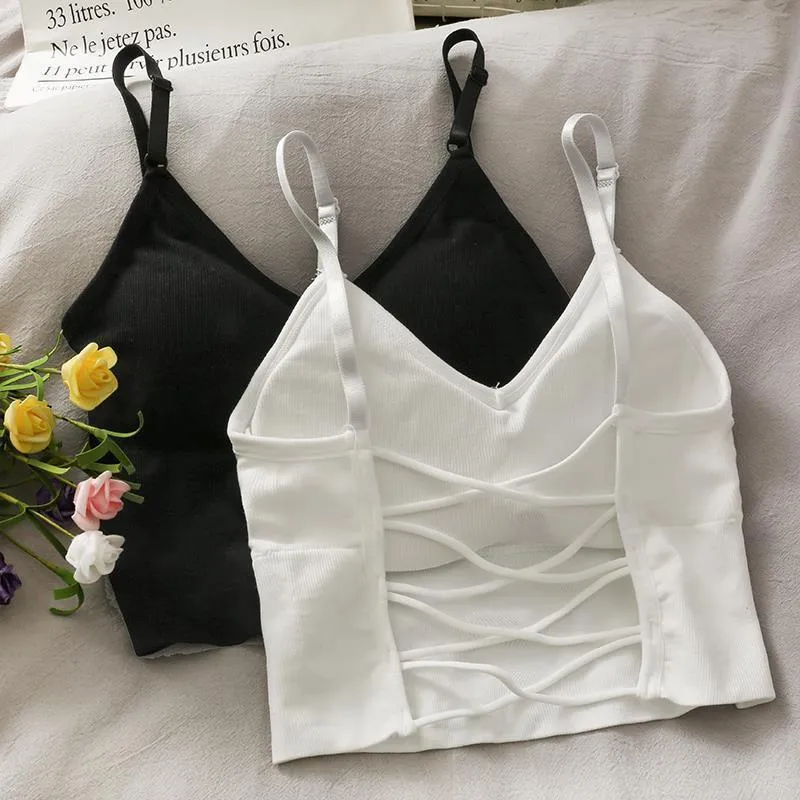 Tanques femininos CAMIS TOPS MULHERAS SEXY TAMPAS MULHERES CONFERIadas em sutiã de cor sólida Camis para mulheres Crop Crop top off ombro sem mangas Camisole 230519