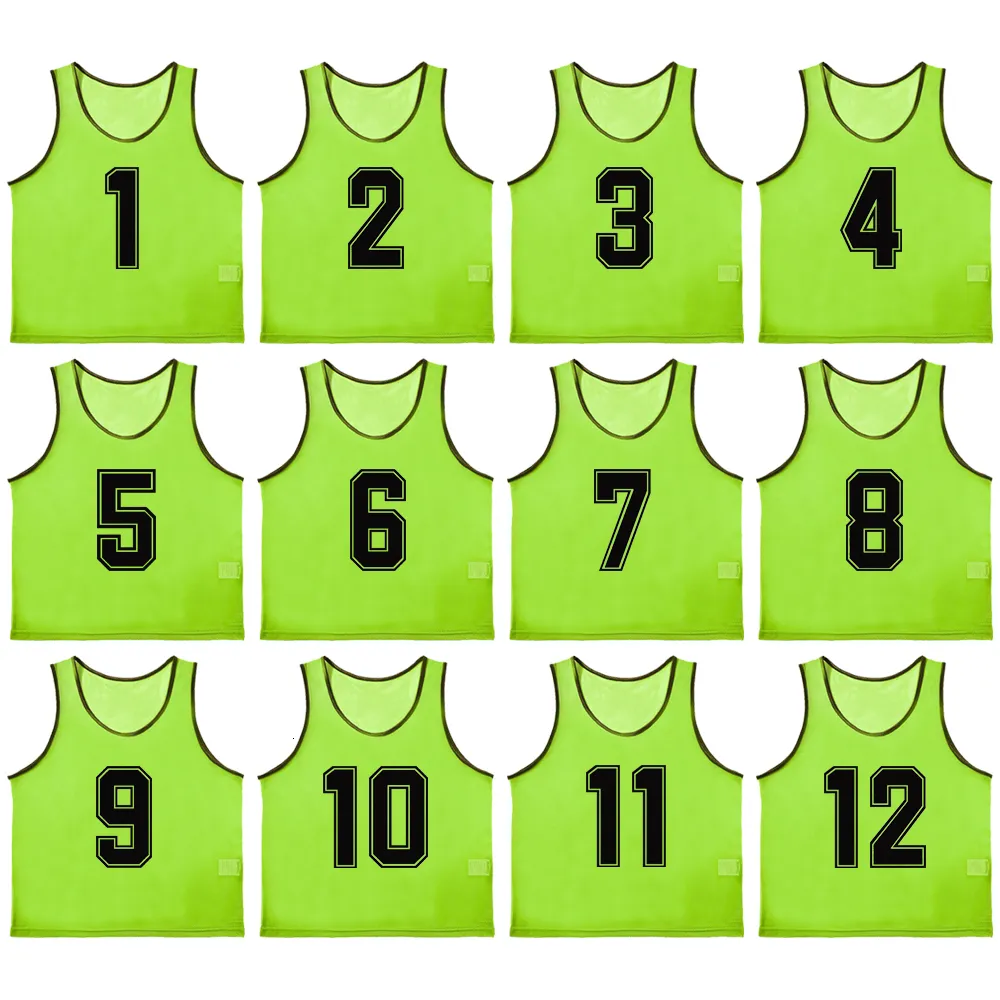 Outdoor T-Shirts 12 PCS Adults Soccer Pinnies Quick Drying Football Jerseys Vest Scrimmage Practice Sports Vest Breathable Team Training Bibs 230518