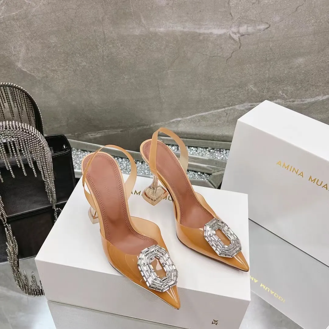 AMINA MUADDI CAMELIA CRYSTAL-EMBELLISHERADE PVC PUMPS SPOOL SLEDETO HEELS SANDALS KVINNAS DESIGNERS Klänning Shoe Evening Slingback Strap Shoes Sandles For Women