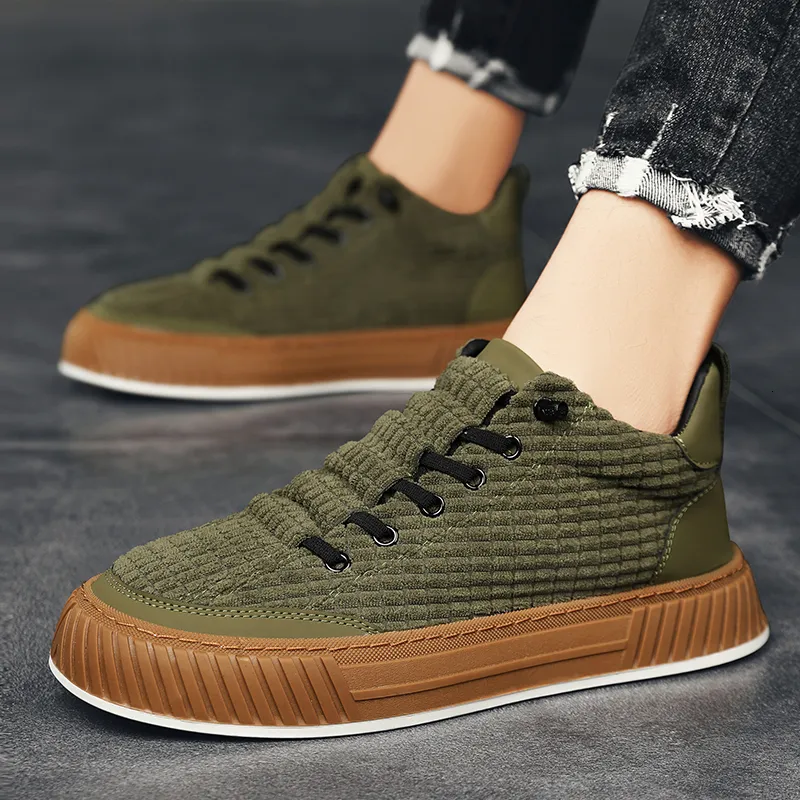 Scarpe eleganti verdi uomo online