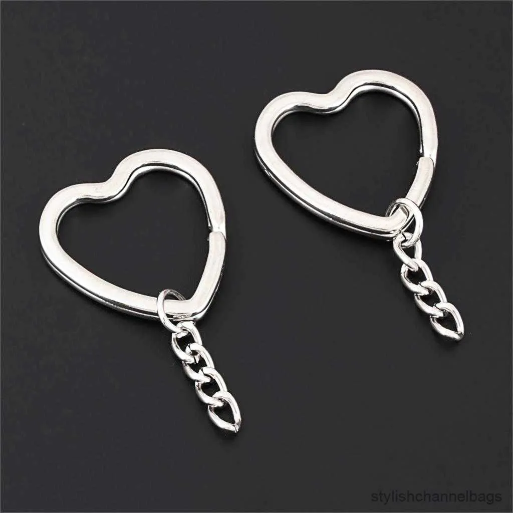 Porte-clés couleur argent en forme de coeur en métal porte-clés faisant des femmes cadeau porte-clés déclaration bijoux