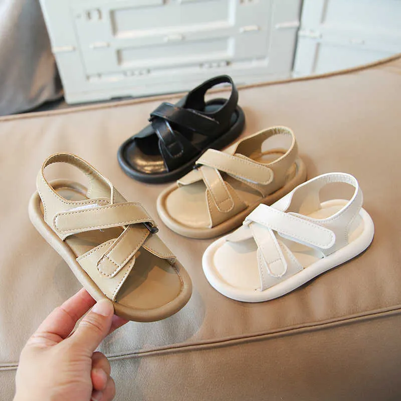 Сандалии 2023 Summer Kids Sandals Дети мягкие кожаные пляжные сандалии простые стиль мальчики для девочек.