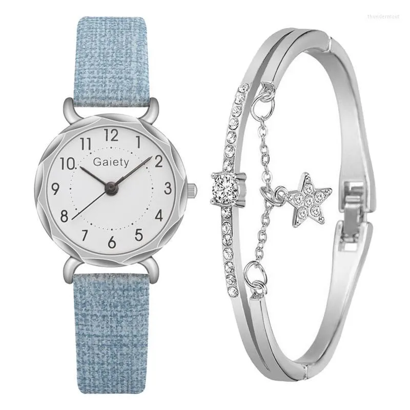 Нарученные пары зажигают браслеты в стиле Quartz Fashion Birthday Casual Alloy Watch Женские часы настоящей девушки для женщин