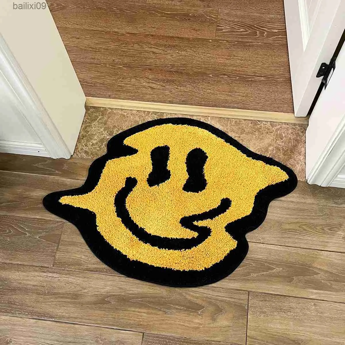 Carpets Trippy Smile Tufting Rug Handmade Bedroom Kitchen Toilet Mat Funny Custom Smile Rug Non-Slip Abosrbent Bath Doormat T230519