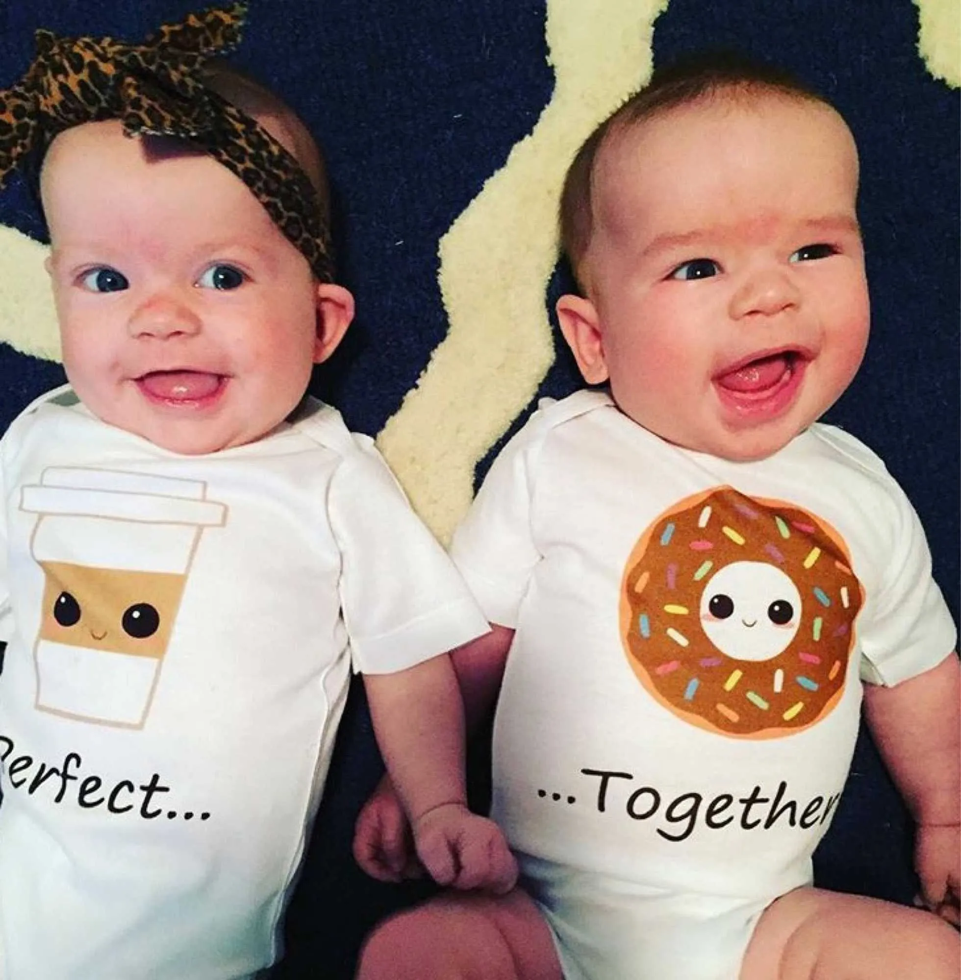 Cute twin baby outfits deals