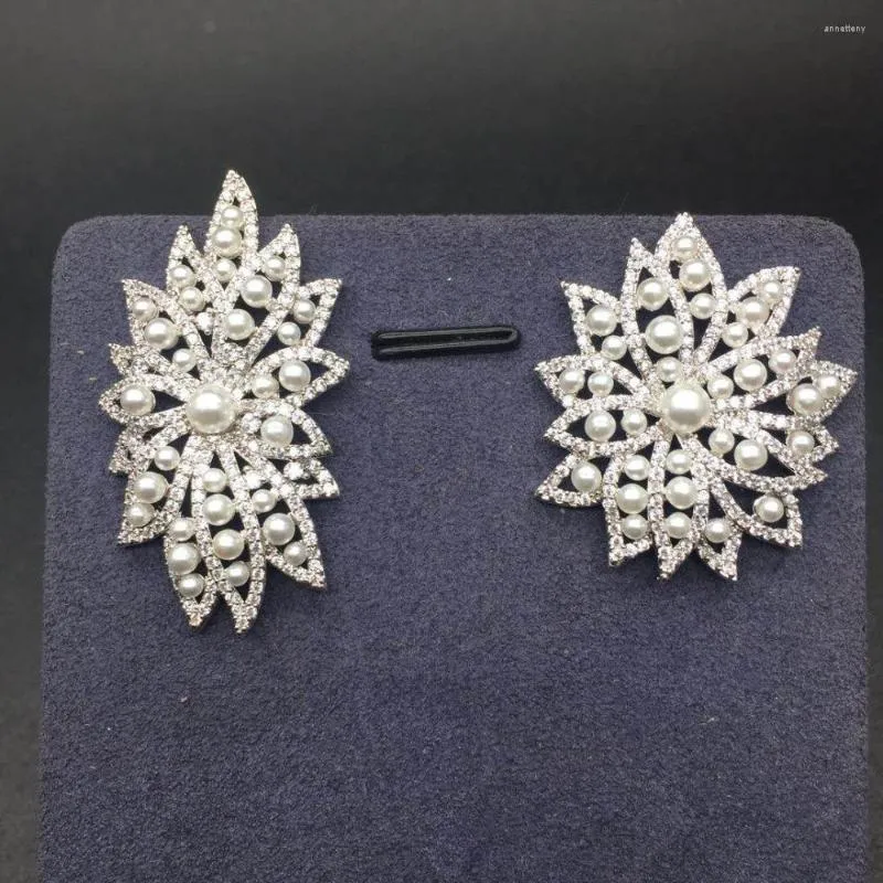 Studörhängen ab Style Celebrity Shell Pearls Cubic Zirconia For Women Luxury Wedding Party Accessories Brudklädning