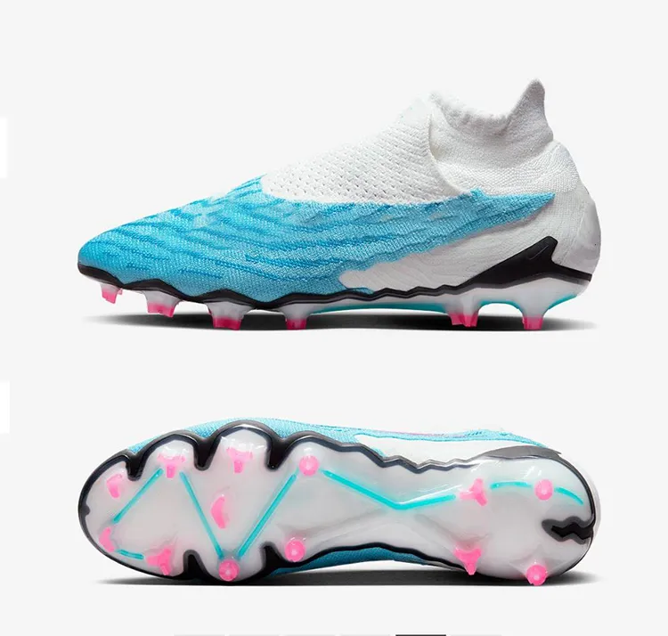 Soccer shoes store deals