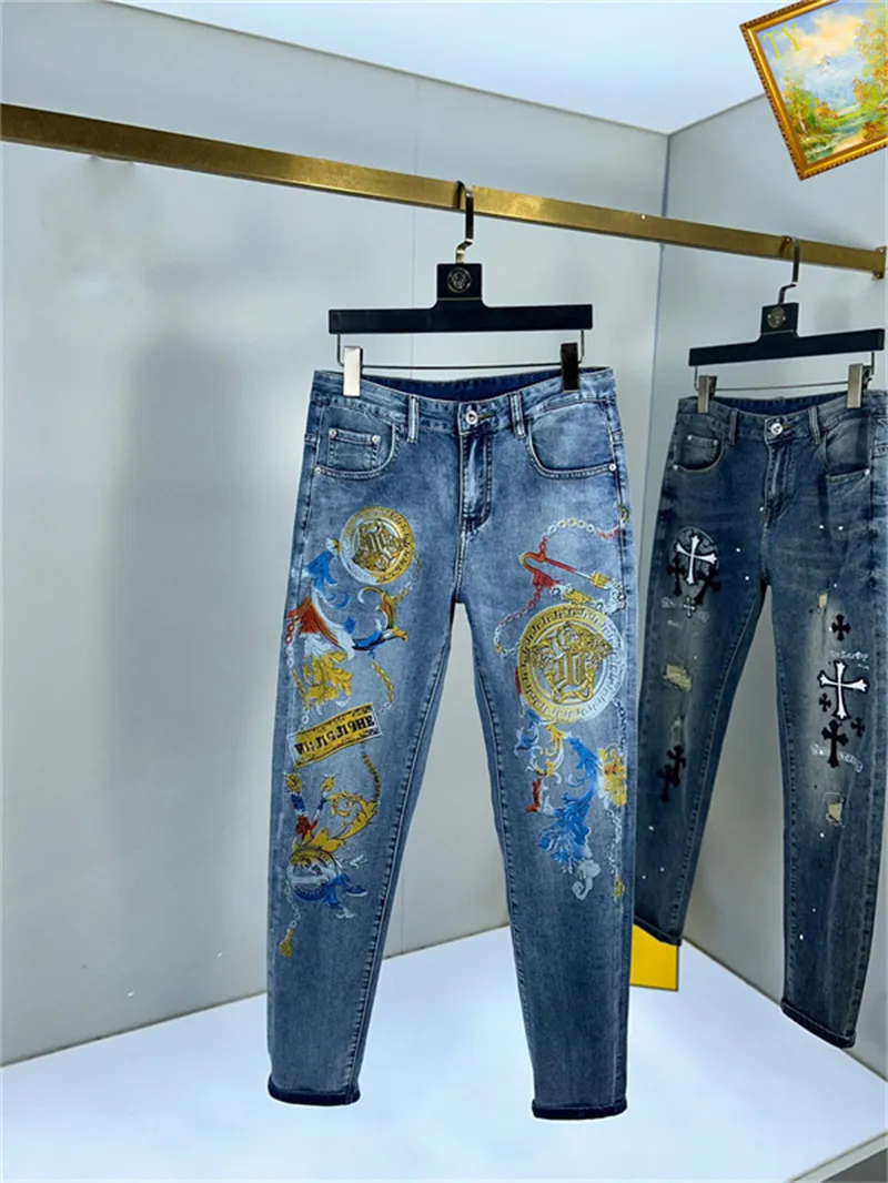 Tasarımcı kot pantolon pantolon pantolon hip hop erkek kot pantolon sıkıntılı yırtık bisikletçi ince fit motosiklet denim erkekler için m-3xl b6