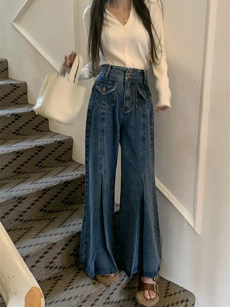 Vintage High-Waisted Wide Leg Denim baggy jeans for Women Vintage High-Waisted Wide Leg Denim baggy jeans for Women