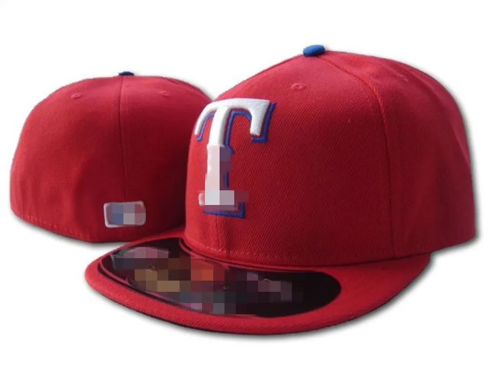 2023 New Design Mens Foot Ball Fitted Hats Fashion Sport On Field