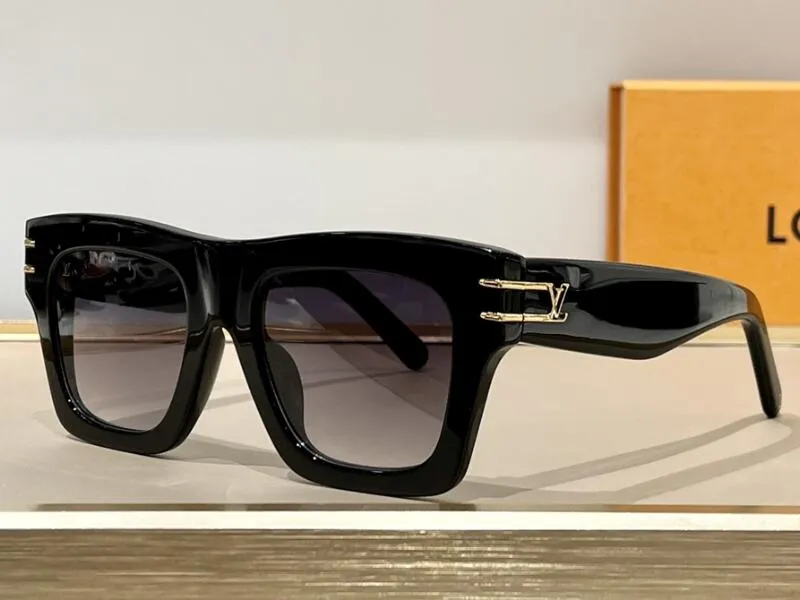 Discounted sunglasses sales