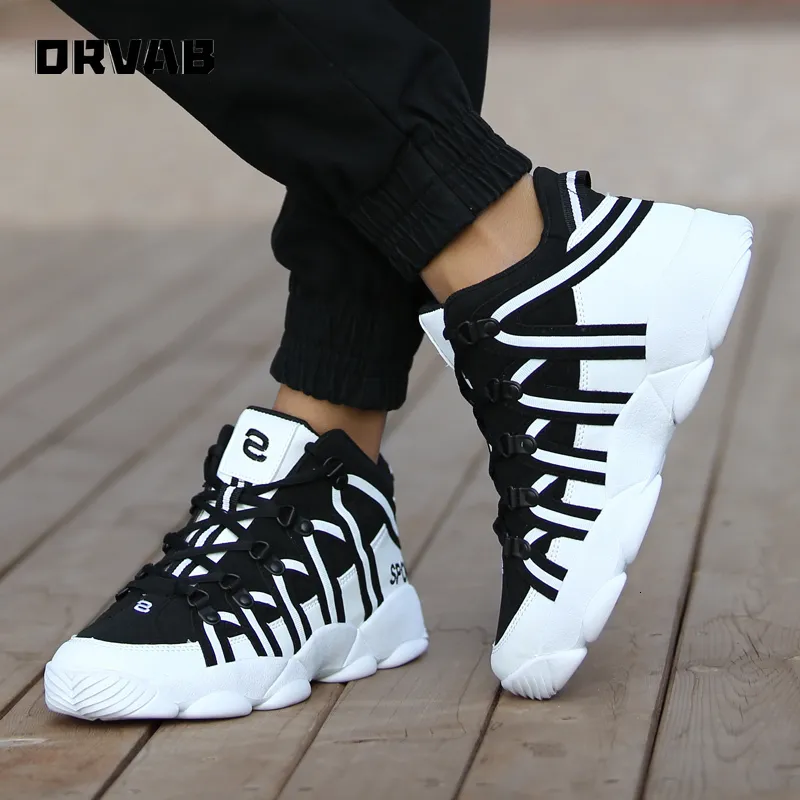 Casual merk Ademende kledingschoenen Mannelijke schoenen Designer Flats Men Mode Walking Sneakers Basket Femme Zapatillas Mu D719