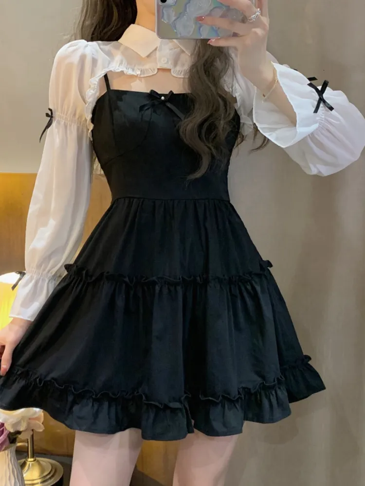 Podstawowe sukienki swobodne japońskie słodkie lolita sukienki księżniczki Kobiety Bow Black Kawai Party Mini sukienki Korean Fashion Fashion Autumn 230519