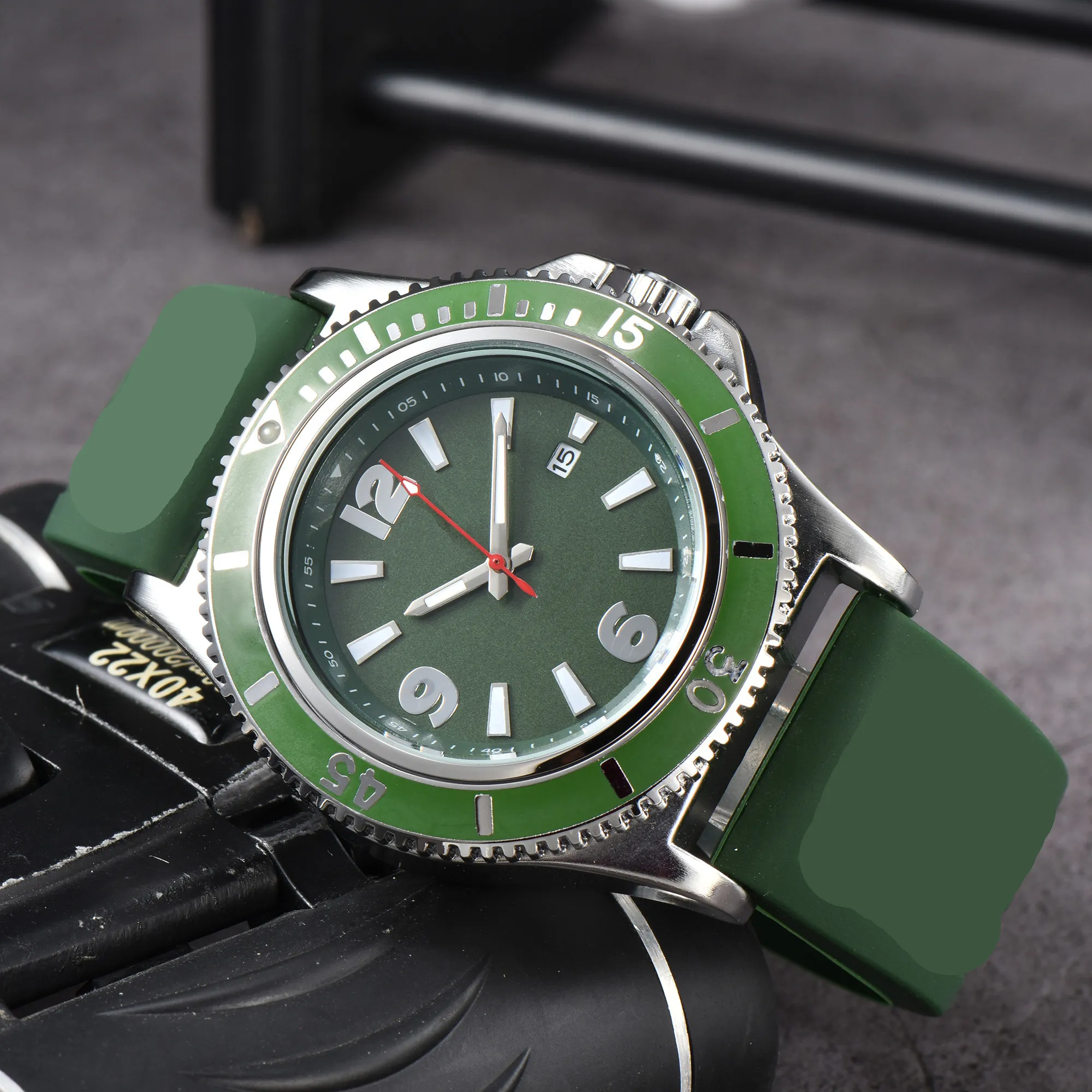 Bekijk Quartz Mens horloges 42 mm zilveren polsband waterdicht alle roestvrijstalen polsband modeontwerper polshorloge BRE33