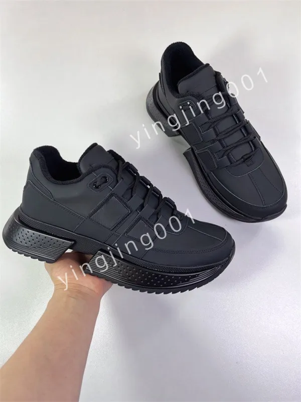 2023 Novo Top Luxurys Teto Retro Plate Formome Sapatos para homens Mulheres couro preto branco plataforma plana tênis de moda jovem jovem jovem