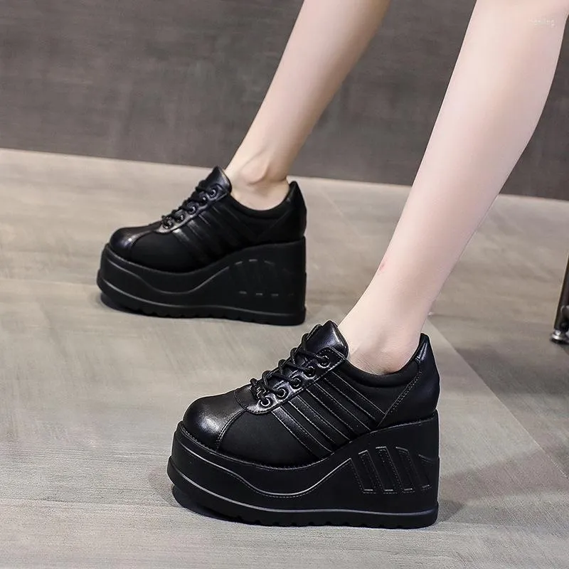 Marque chaussure gothique 2025