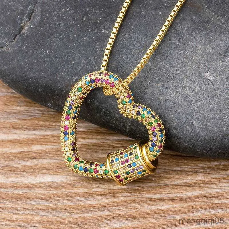 Classic Rainbow Micro Pave Lock Carabiner Pave Lock Heart Vormige Copper Zirconia Clasp Ketting Sieraden Gift voor vrouwelijke mannen