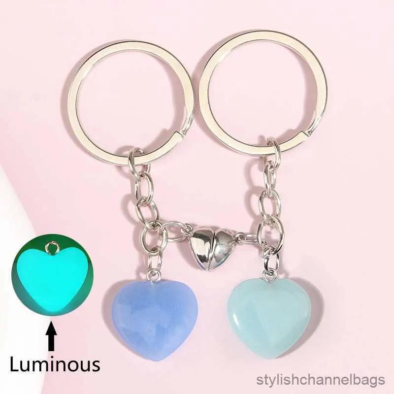 Llaveros Nuevo diseño Llavero Cristal Cuarzo Piedra Corazón Llavero Botón magnético Llaveros para pareja Regalos para amigos Joyería