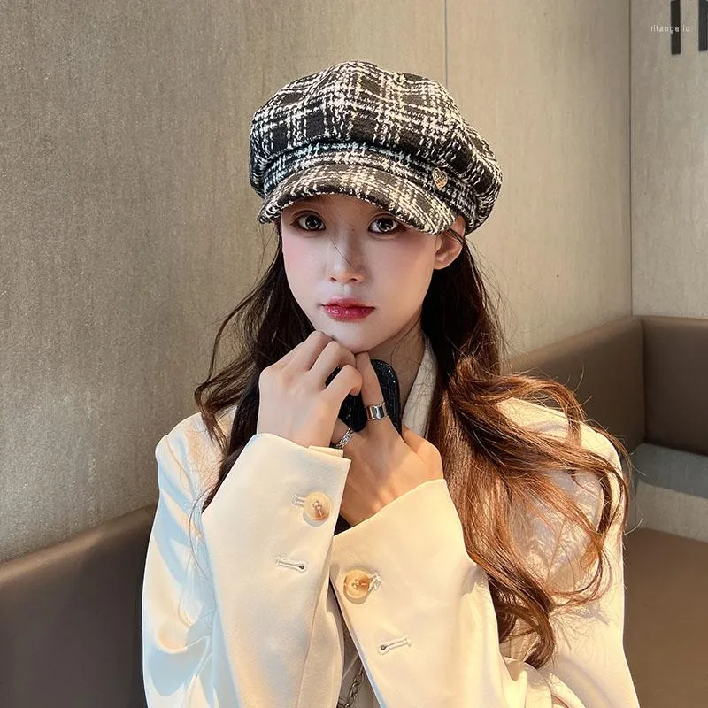 Berets Casual Cotton Lattice Patchwork Beret Octagonal Cap Captain Trucker Vintage Fashion Black White Sport Man Woman Sboy Hat