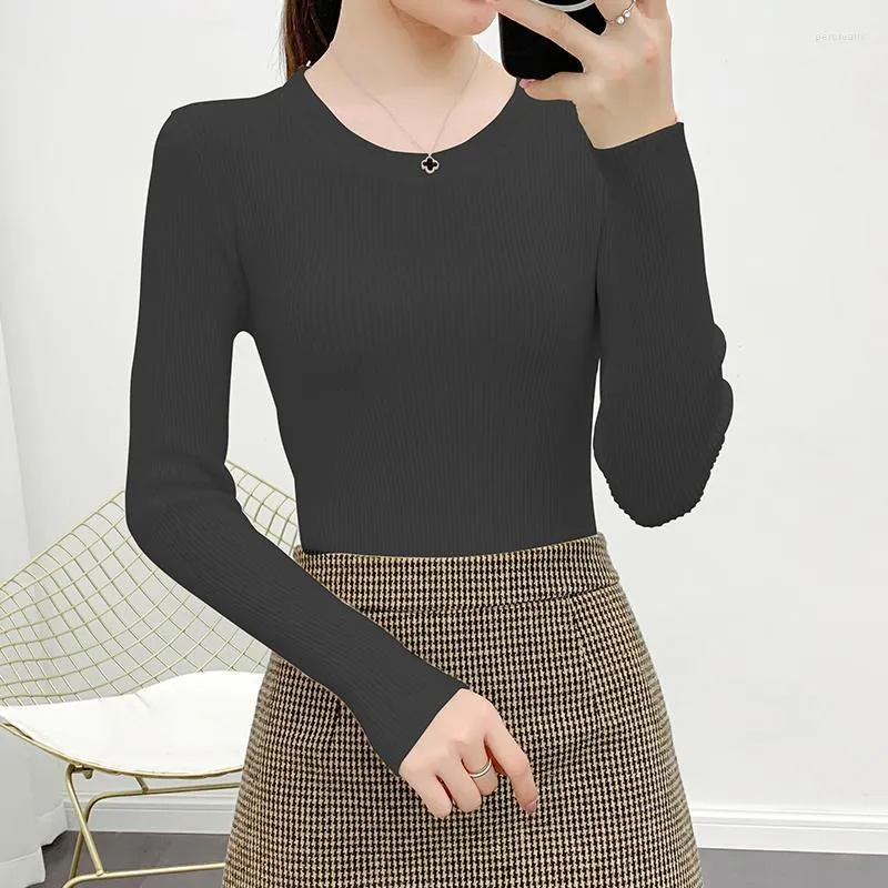 Sweaters with close fitting short round collars top