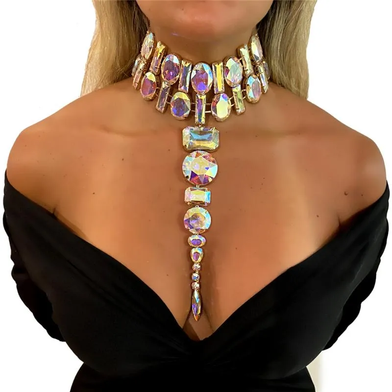 Halsband Fashion Show Rhinestone Collar Halsbandsmycken för kvinnor Shiny Crystal Long Drop Pendant Luxury Zircon Choker Accessories