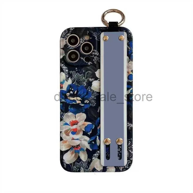 Fashion Luxury Phone Cases for iphone 14 14pro 14plus 13 12 12 Pro Max 11 11pro XS XR XsMax Designer Pattern Flowers Letters Wristband Cellphone Case