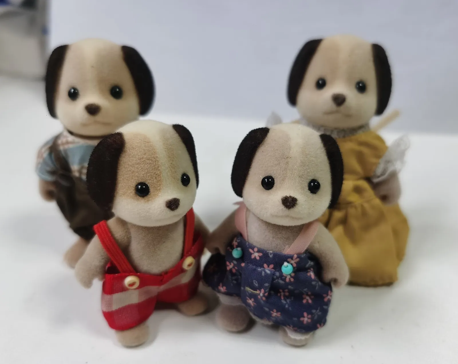 Calico critters beagle dog family hotsell