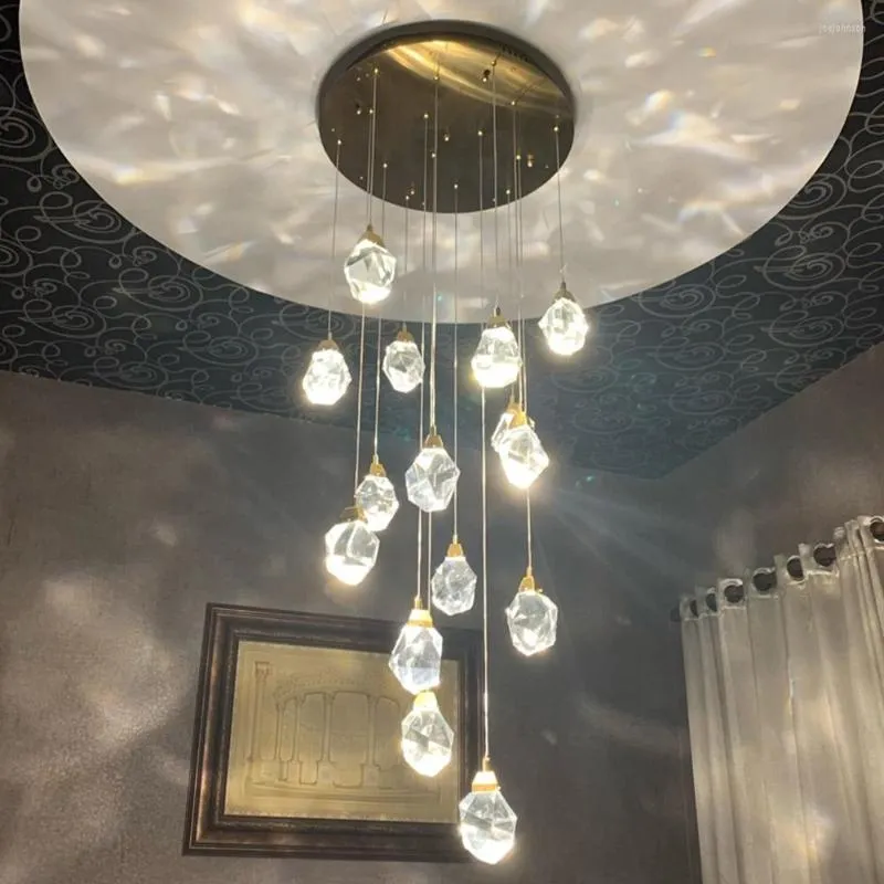 Lâmpadas pendentes LED LED Modern Minimalist Attic Crystal Candelier Girlating Kitchen Bar Table Sala de jantar