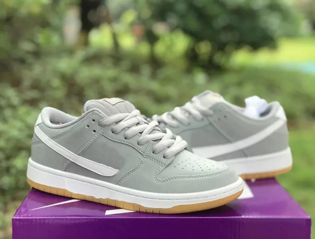 Unisex Running Sneakers Sb Low Pro Iso Orange Label Wolf Grey Gum
