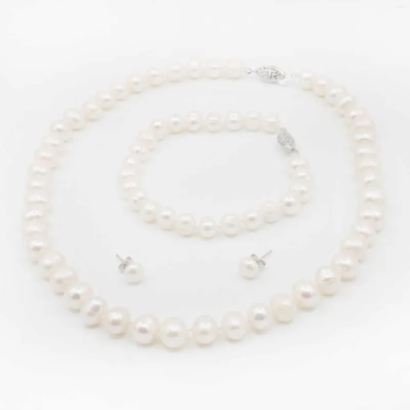 Chaînes 8-9mm près de rond blanc collier de perles d'eau douce Bracelet ensembles de goujons perles cravates main ornement fabrication de bijoux conception