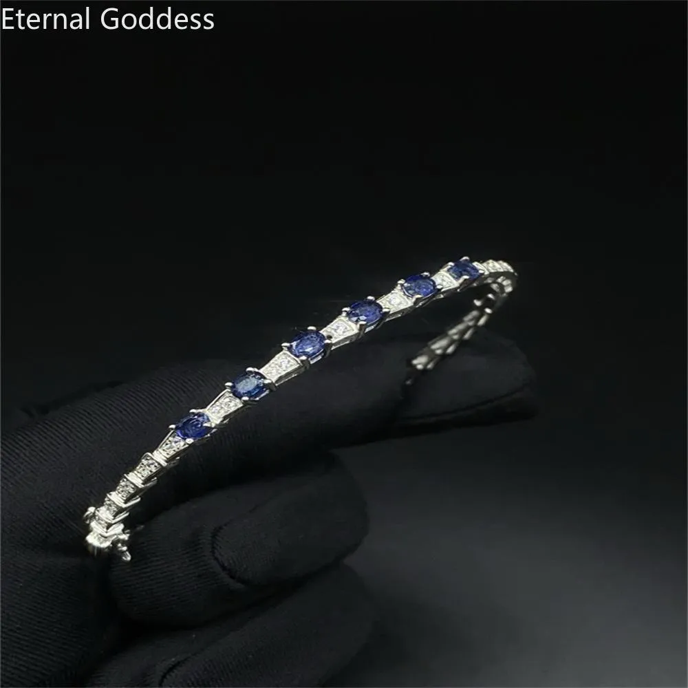 Bangle 2022 Ny ankomst högkvalitativ lyxiga smycken 925 Sterling Silver Oval Cut Blue Sapphire Natural Gemstones Women