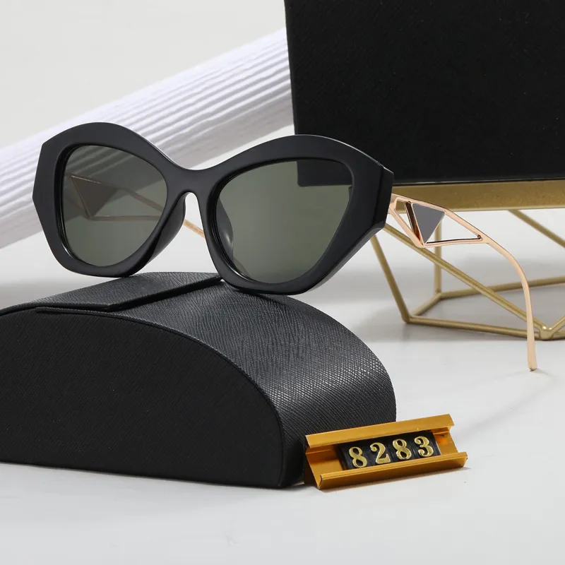 Designer-Damen-Cat-Eye-Sonnenbrille, klassische Brille, Outdoor-Strand-Luxus-Sonnenbrille für Damen, Laufsteg, Walk-Show, dreieckige Signatur mit Box