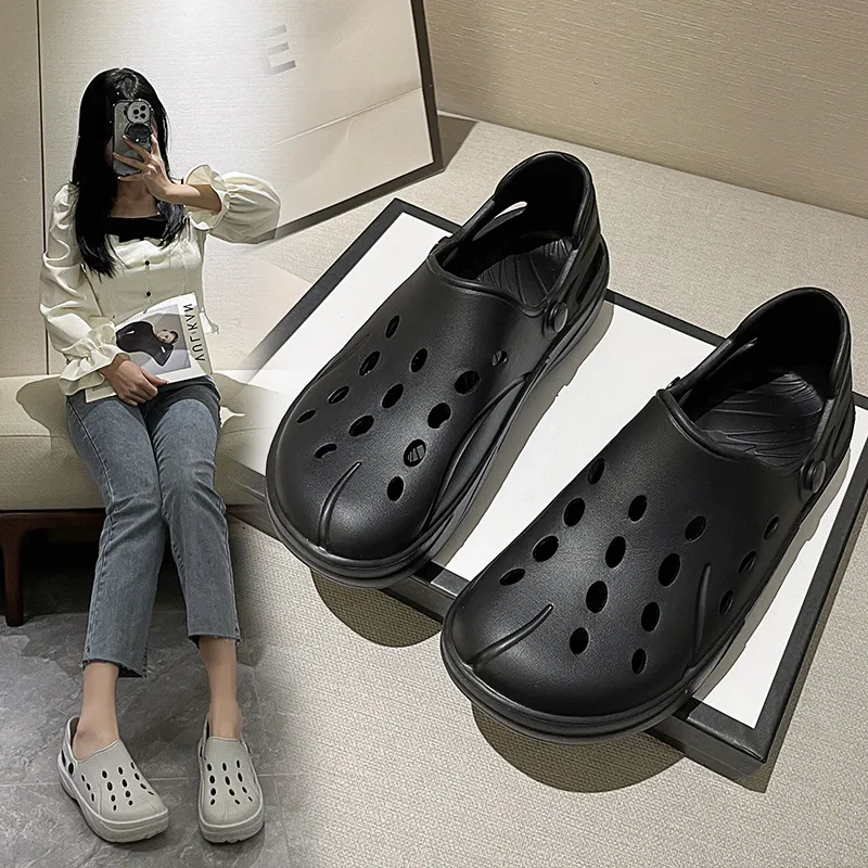 Sandals large size slippers hole shoes women summer non slip platform sandals couple new casual nurse shoes HA6930-01