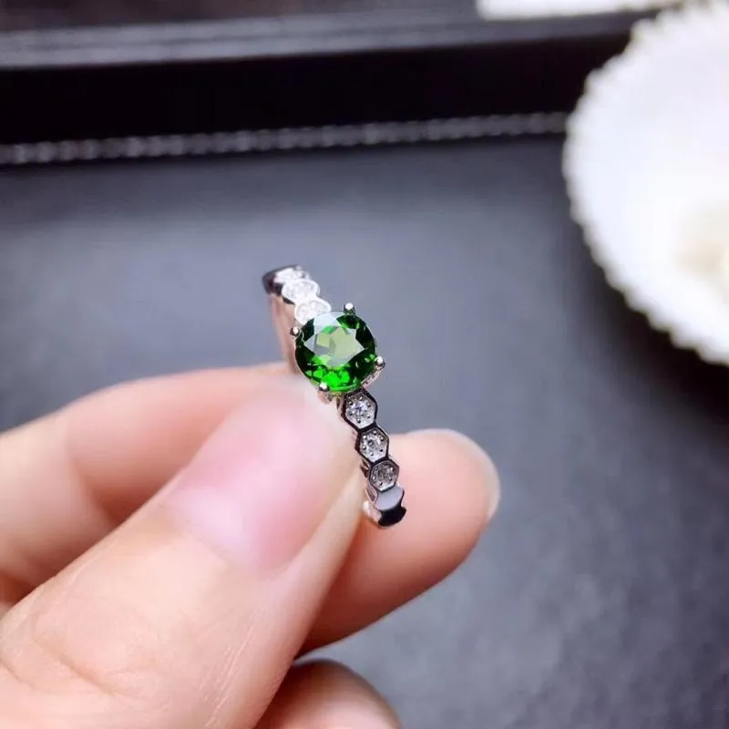 Cluster Anneaux Élégant Classique Simple Rond Naturel Vert Diopside Gem Anneau S925 Argent Gemme Femmes Fille Fête Cadeau Bijoux