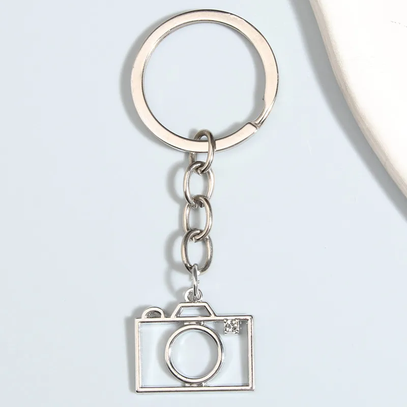 Metal KeyChain Hollow Camera Key Ring Fotografiska verktyg Nyckelkedjor för kvinnor Män ryggsäck Accessorie DIY Handgjorda juvelära gåvor