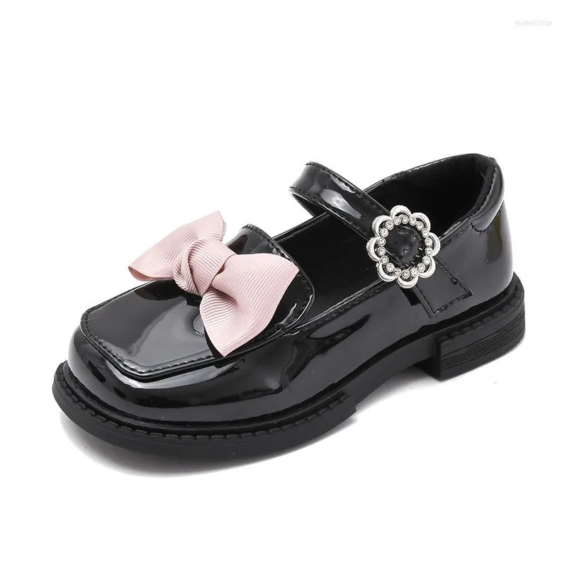 Zapatos planos de cuero para niños niñas Little Princess Performance 2023 Primavera Verano Soft Bottom Bow Single E574