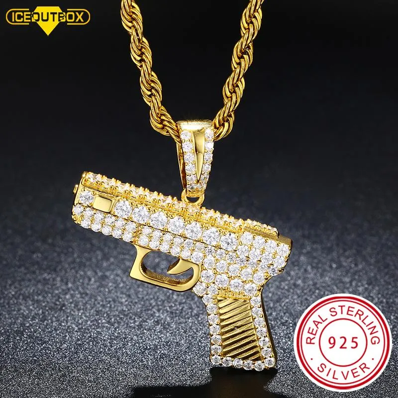 Halsband Iceoutbox 100% Real 925 Sterling Silver Gun Pendant Iced Out Cubic Zirconia Hip Hop Fashion Delicate Smycken Top Quality Presents