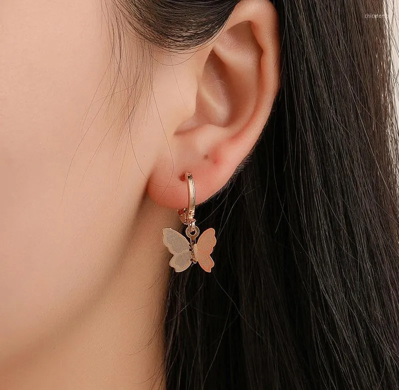 Boucles d'oreilles créoles mode personnalité sauvage géométrique femme papillon Simple tempérament petites dames cadeaux
