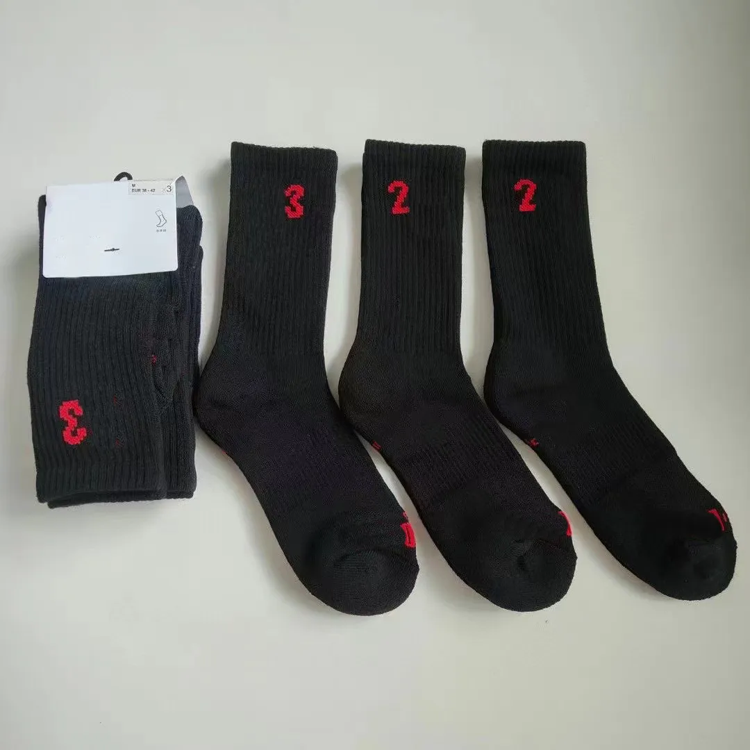 From work to play: How cotton socks for men can take you from the office to the weekend in style