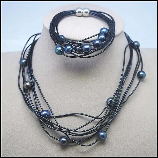 Collares 1 JUEGOS Gargantillas para mujer Collares Perlas de agua dulce negras Cadenas de cordón de cuero negro genuino con cierres magnéticos collar con dijes