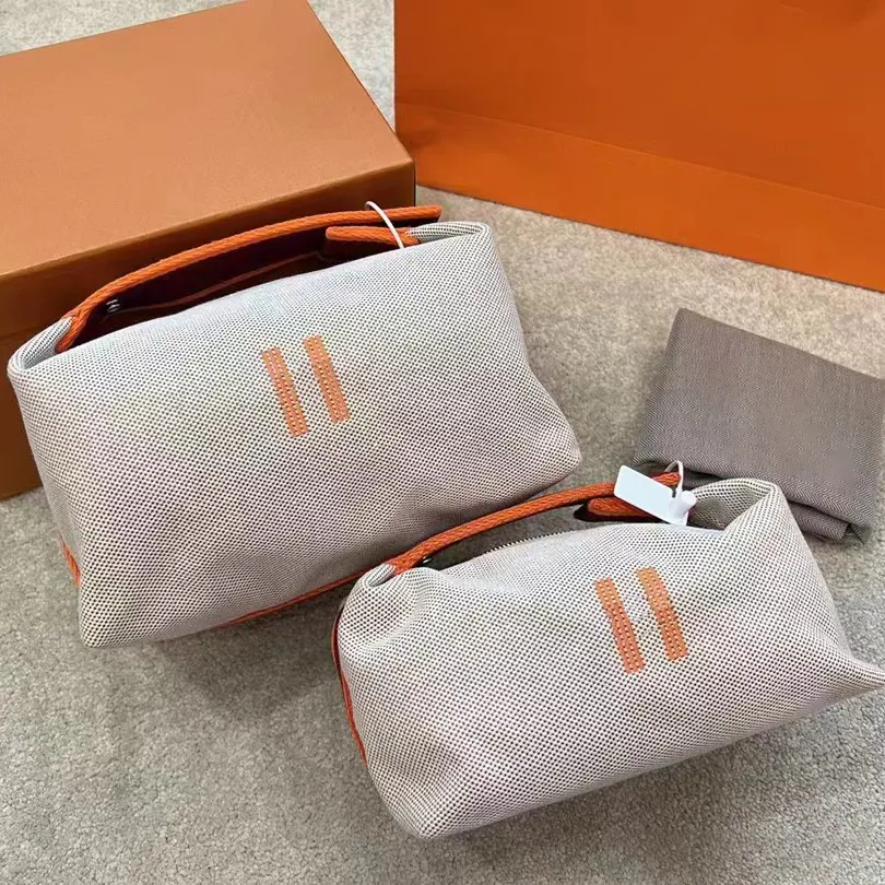 Hermes toiletries bag new arrivals