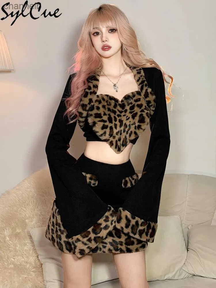 Casual Dresses Sylcue Leopard Print Woolen Sexig Mogen Charm Warm Party Evening Queen Autumn Trave Retro Trend Women's Dress Two-Piece L230520