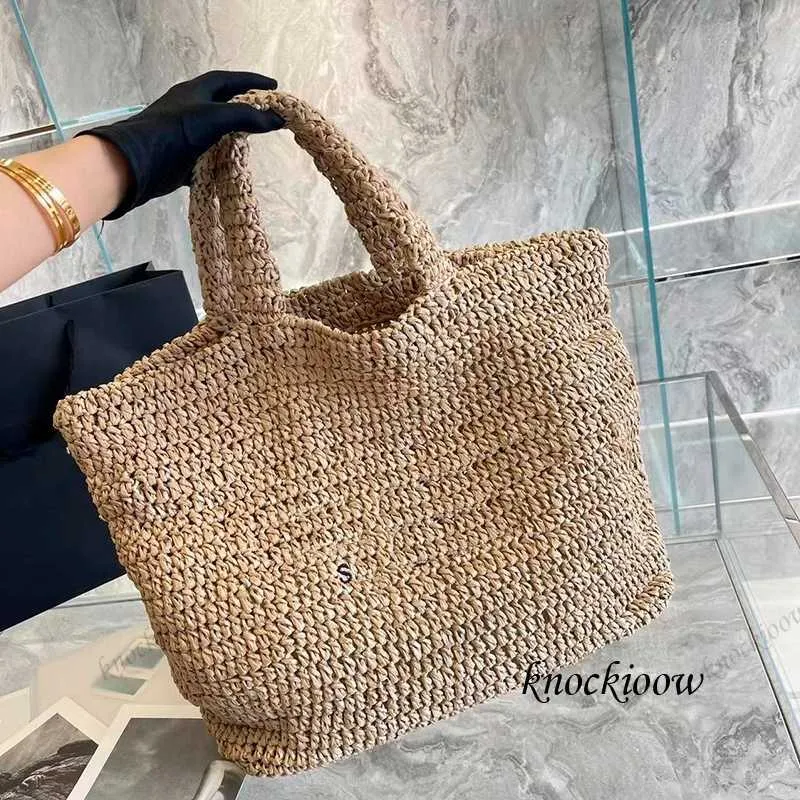 Embroidered Ruffia Straw Straw Tote Beach Bag With English Letters Large  Capacity Shopping Purse For Women By Name Brand 230520 From Knockioow,  $47.42 | DHgate.Com
